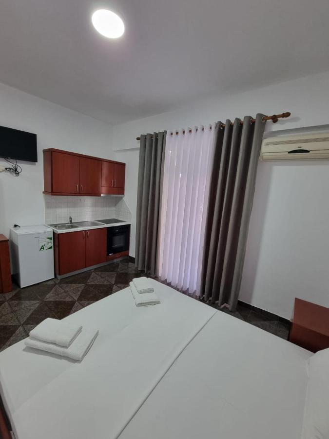 Ideal Apartments & Rooms Saranda Extérieur photo